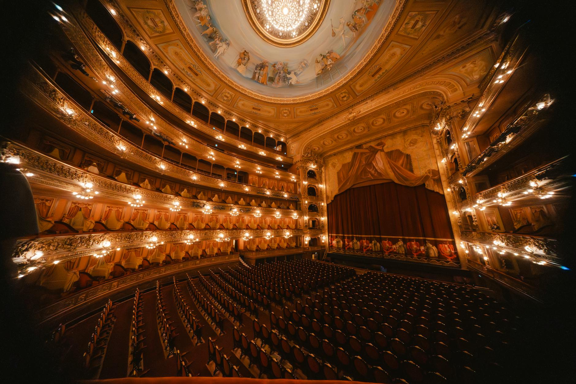 teatro colon grand interior in buenos aires